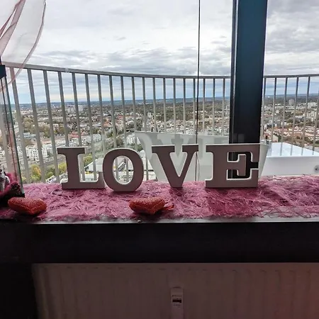 Sky-romantic-room