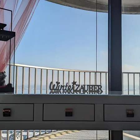Sky-romantic-room